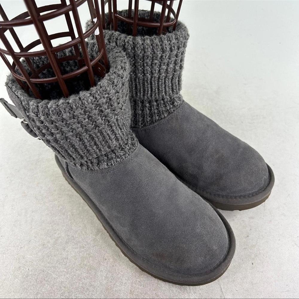 Uggs - Picture 3 of 11